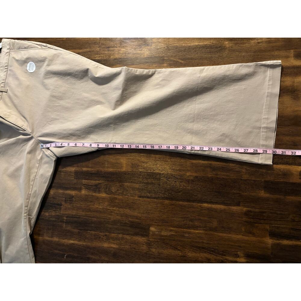 Old Navy Women’s Plus Size 24 Short 48 x 30 Pants Cotton Stretch Twill Khakis - Picture 11 of 12